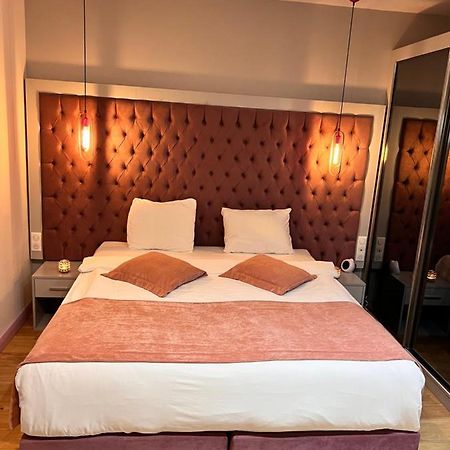 Paris Luxury Guest House - Cdg Aeroport 루와시 앙 프랑스 외부 사진